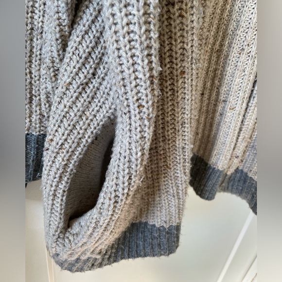 Gap* Sweater Jacket - Picture 3 of 3